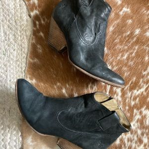Frye Reina Bootie